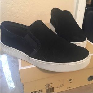 Michael Kors Keaton Slip On Size 5